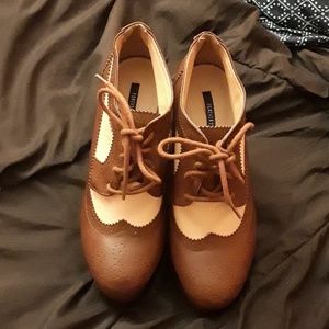 Forever 21 platform wing toe shoes